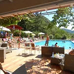 Aldeamento Turístico Delle Rose & Glamping Village