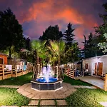 Delle Rose & Glamping Village Isolabona