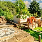 Delle Rose & Glamping Village Aldeamento Turístico Isolabona
