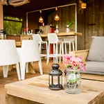 Delle Rose & Glamping Village Aldeamento Turístico Isolabona