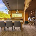 Delle Rose & Glamping Village Aldeamento Turístico
