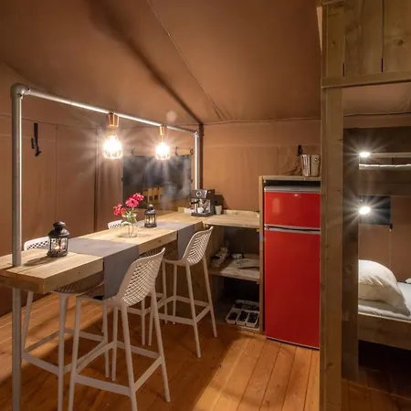 Delle Rose Camping&glamping Village 4* Isolabona