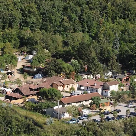 Delle Rose & Glamping Village Isolabona