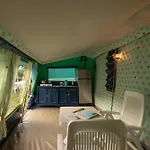 Delle Rose & Glamping Village 4* Isolabona