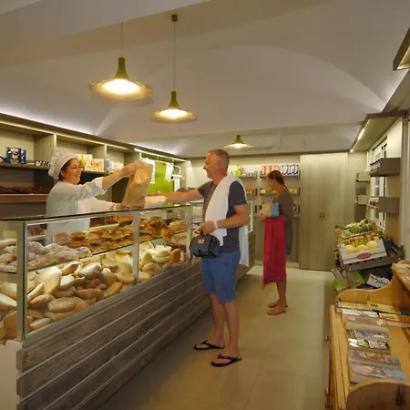 Delle Rose Camping&glamping Village Village de vacances Isolabona