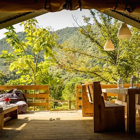 Delle Rose & Glamping Village Üdülőpark 4*
