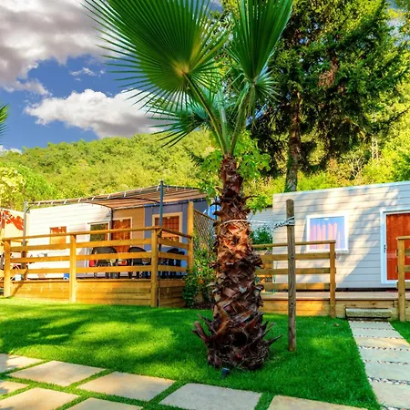 Holiday park Delle Rose & Glamping Village