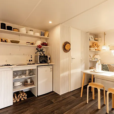 Delle Rose & Glamping Village Isolabona