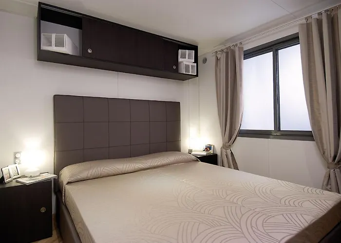 Vakantiepark Delle Rose & Glamping Village Isolabona