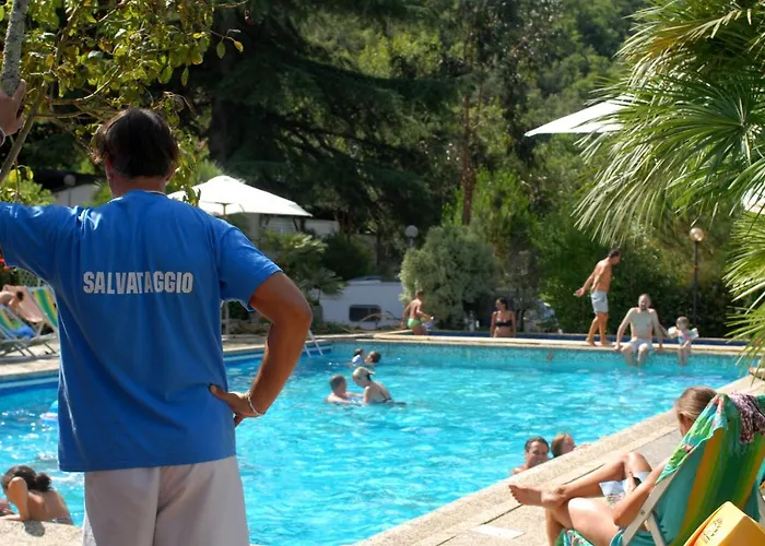 Delle Rose & Glamping Village Feriepark Isolabona