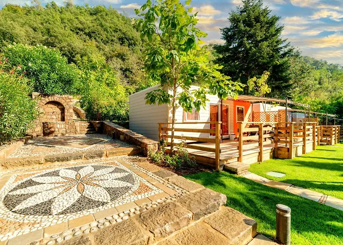 Delle Rose & Glamping Village Prázdninový areál Isolabona