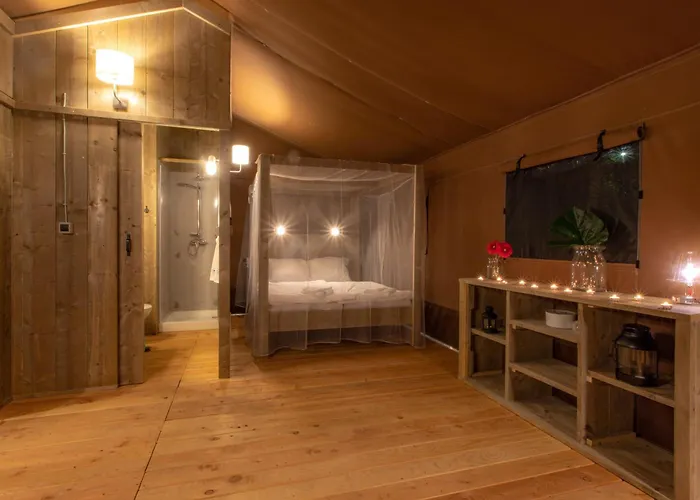Delle Rose & Glamping Village Vakantiepark Isolabona