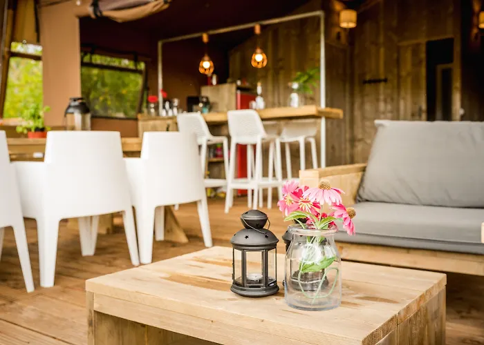 Delle Rose & Glamping Village Feriepark 4*