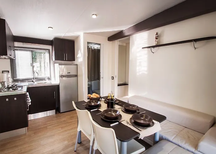 Prázdninový areál Delle Rose & Glamping Village Isolabona